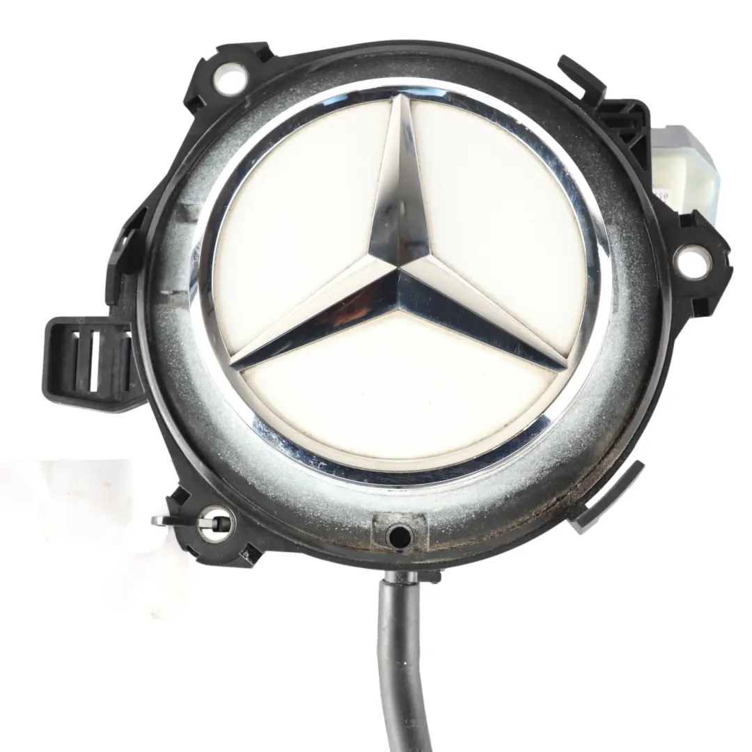 Trunk Lid Open Badge Rear Camera Polar White to Mercedes C118 C238 C253 with Part number A0997503300 Mercedes C118 C238 C253 Trunk Lid Open Badge Rear Camera Polar White - SKU A0997503300-POL - Part number A0997503300