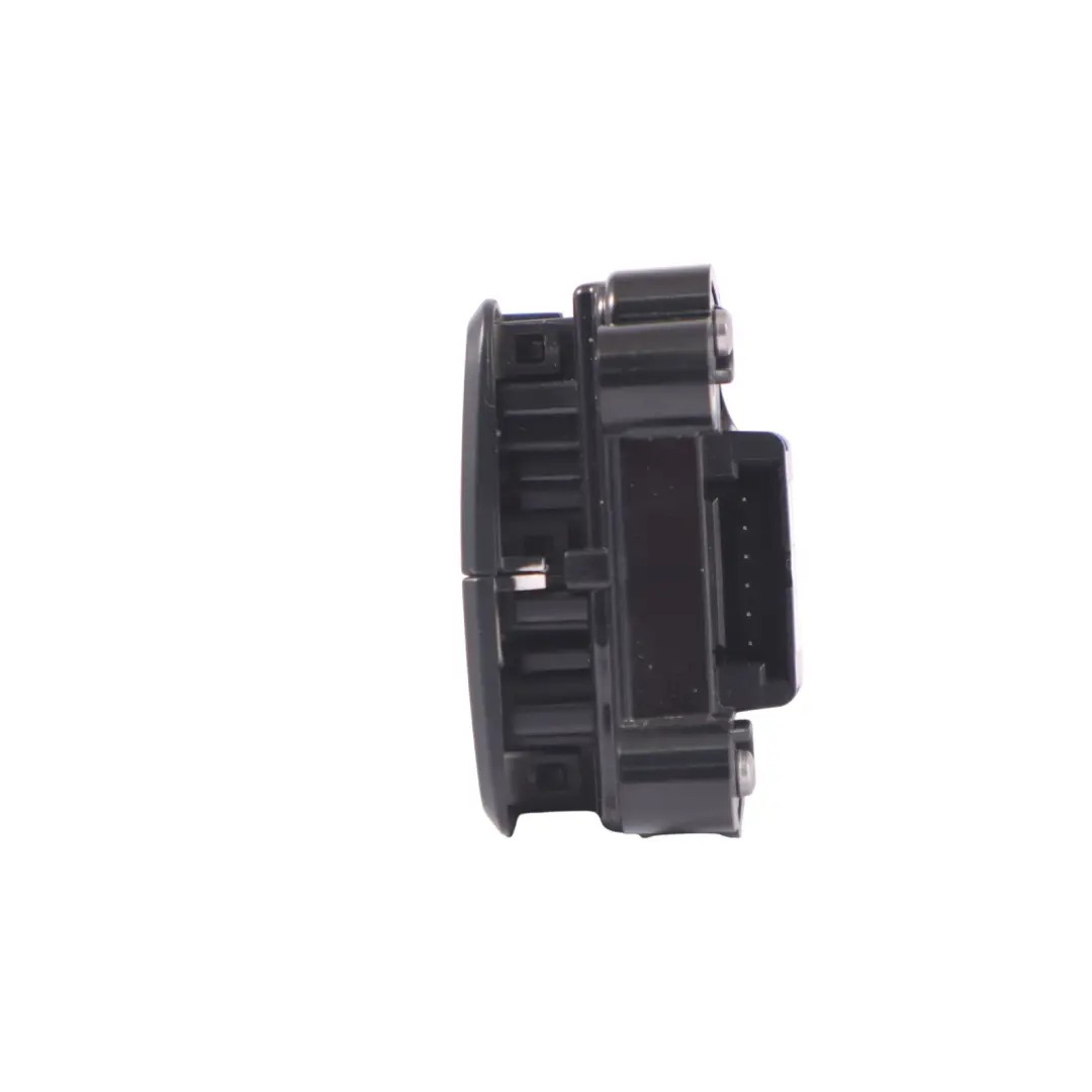 Mercedes W176 MFSW Volante Multifunción Panel de Interruptores - SKU A0999050600 - Número de pieza A0999050600