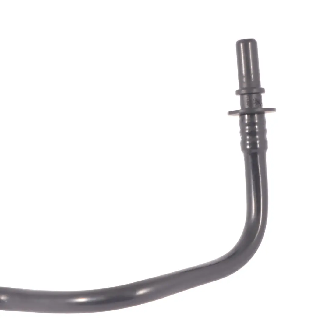 Mercedes W176 A45 AMG Refrigerante Tubería Manguera - SKU A1330100058 - Número de pieza A1330100058