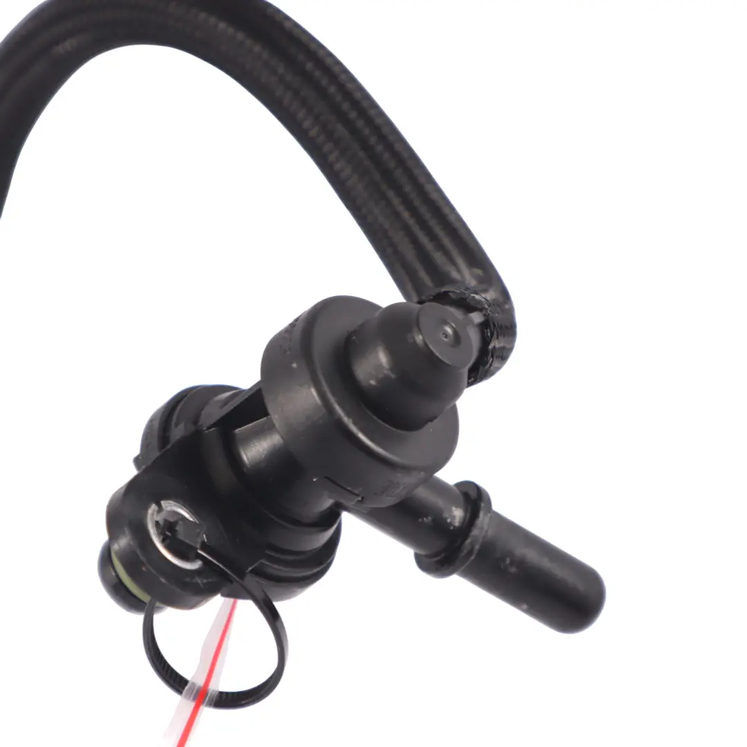 Mercedes W176 A45 AMG benzina tubo vuoto linea tubo - SKU A1330101500 - Numero di parte A1330101500