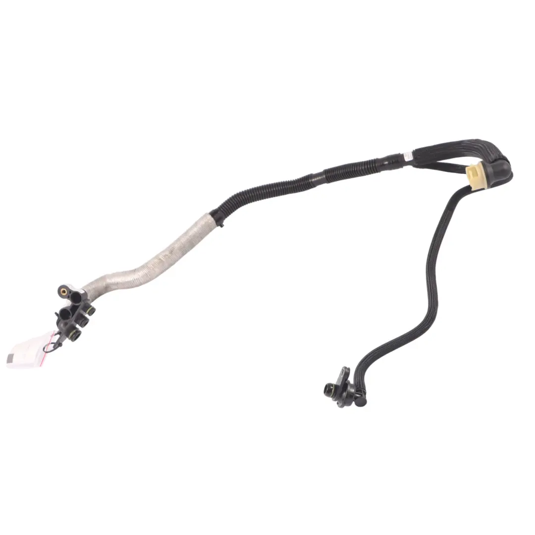 spurgo Mercedes C117 X156 W176 Tubo di sfiato motore per Linea di con numero di parte A1330102100 Linea di spurgo Mercedes C117 X156 W176 Tubo di sfiato motore - SKU A1330102100 - Numero di parte A1330102100