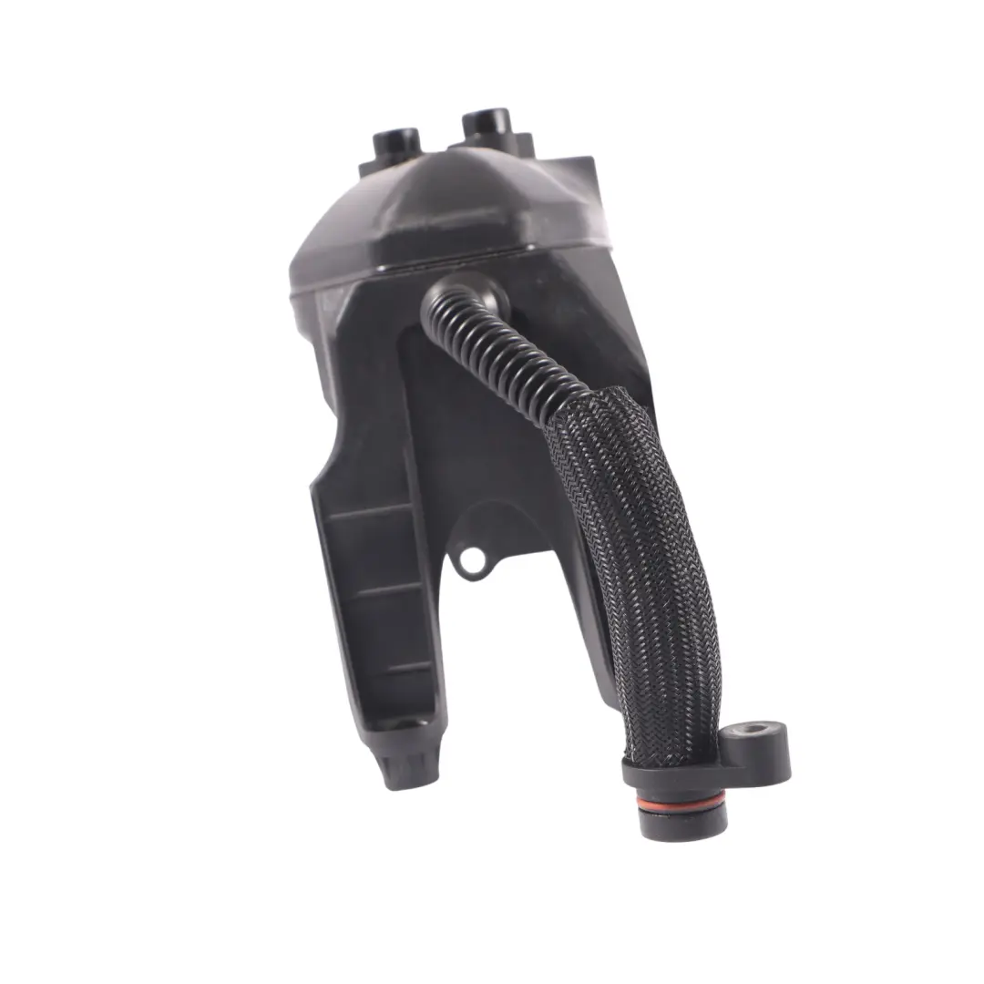 Mercedes W176 C117 X156 45 AMG Separatore olio motore Sfiato - SKU A1330104800 - Numero di parte A1330104800