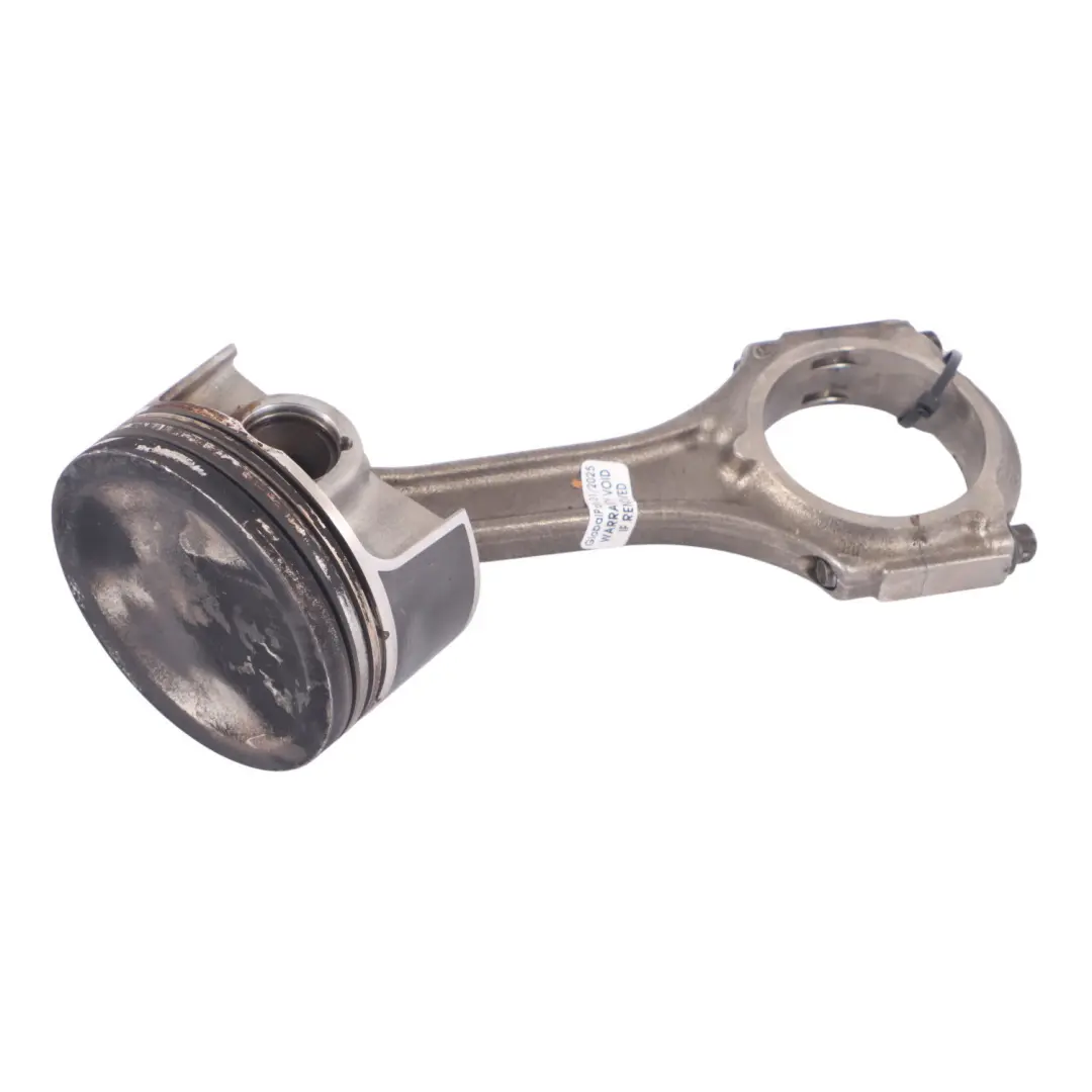 M133 Benzin Motor A45 AMG Kolben Pleuelstange für Mercedes W176 mit Teilenummer A1330300017 Mercedes W176 M133 Benzin Motor A45 AMG Kolben Pleuelstange - SKU A1330300017 - Teilenummer A1330300017