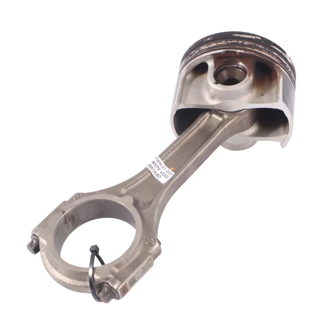 M133 Petrol Engine A45 AMG Piston Connecting Rod to Mercedes W176 with Part number A1330300017 Mercedes W176 M133 Petrol Engine A45 AMG Piston Connecting Rod - SKU A1330300017 - Part number A1330300017