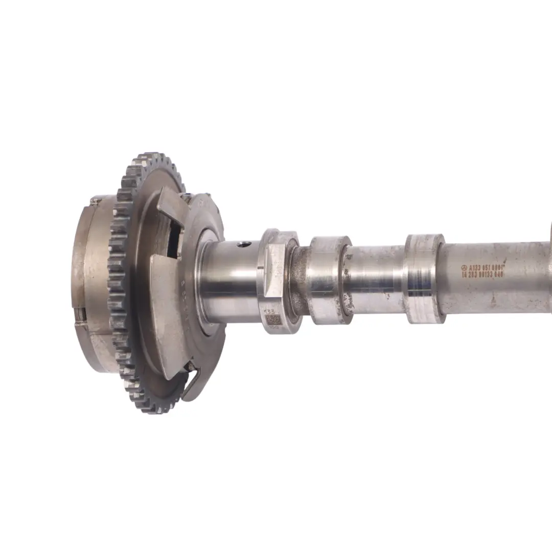 A45 AMG M133 Albero a camme di aspirazione a benzina per Mercedes W176 con numero di parte A1330510001 Mercedes W176 A45 AMG M133 Albero a camme di aspirazione a benzina - SKU A1330510001 - Numero di parte A1330510001