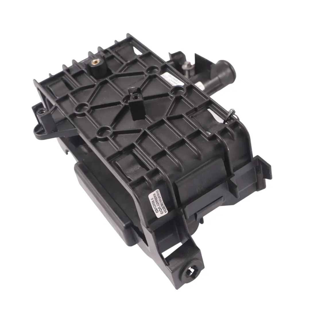 Mercedes C117 W176 A45 AMG Support montage pour tuyau d'intercooler - SKU A1330900241 - Numéro de pièce A1330900241