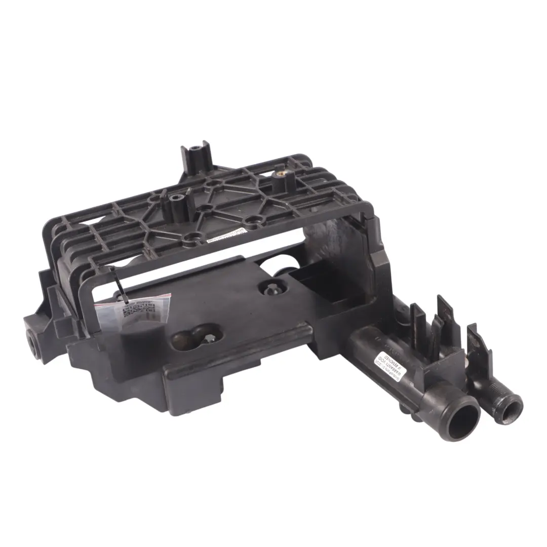 A45 AMG Intercooler flessibile linea supporto per Mercedes C117 W176 con numero di parte A1330900241 Mercedes C117 W176 A45 AMG Intercooler flessibile linea supporto - SKU A1330900241 - Numero di parte A1330900241