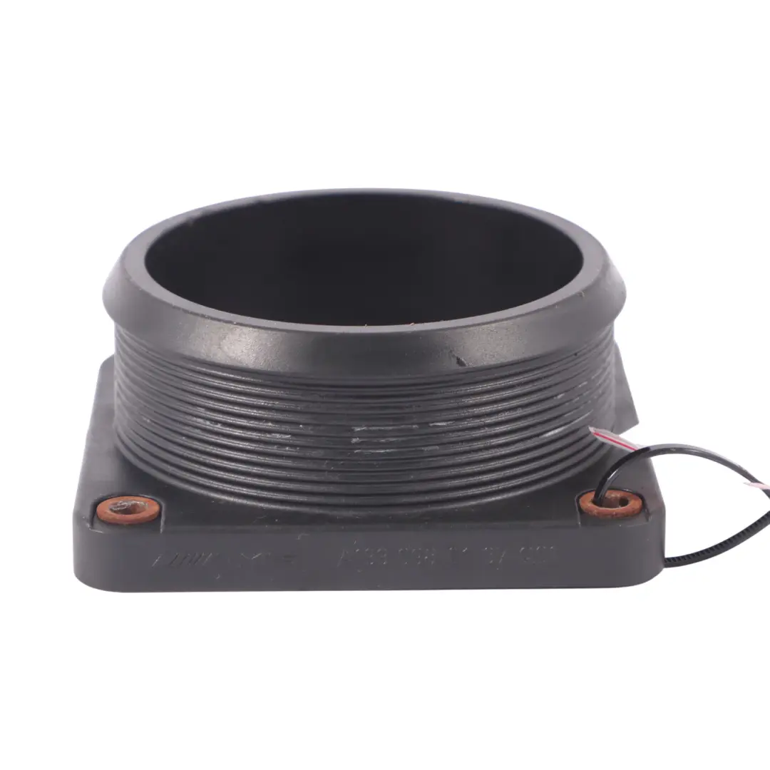 A45 AMG Couvercle frein conduit air corps papillon pour Mercedes W176 à propos du numéro de pièce A1330980137 Mercedes W176 A45 AMG Couvercle frein conduit air corps papillon - SKU A1330980137 - Numéro de pièce A1330980137