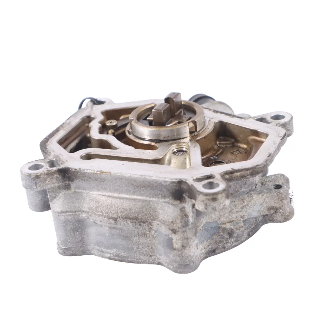 A45 AMG Petrol Vacuum Brake Pump to Mercedes W176 with Part number A1331800501 Mercedes W176 A45 AMG Petrol Vacuum Brake Pump - SKU A1331800501 - Part number A1331800501