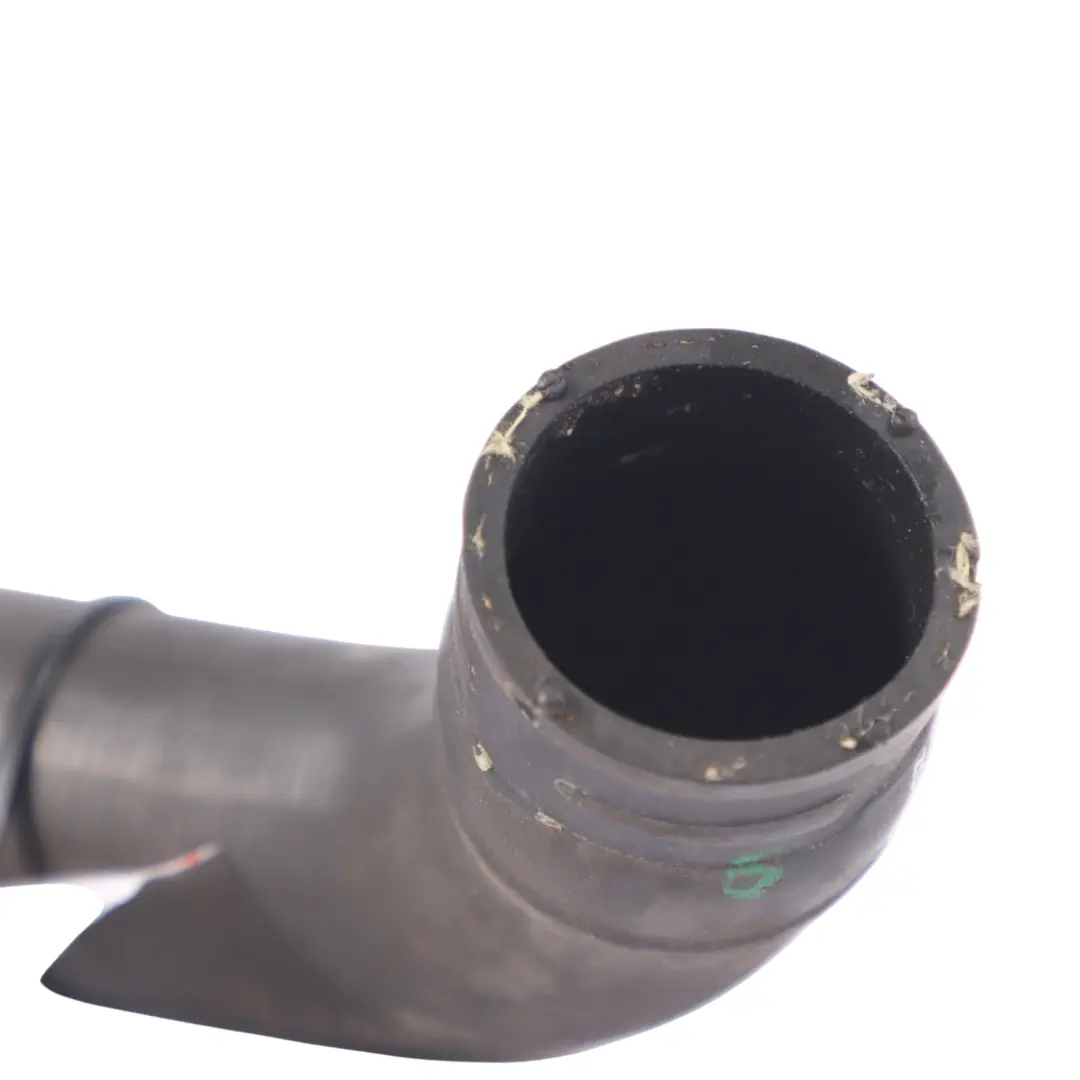 Refrigerante de Agua Manguera de Refrigeración para Mercedes W176 con número de pieza A1332030282 Mercedes W176 Refrigerante de Agua Manguera de Refrigeración - SKU A1332030282 - Número de pieza A1332030282