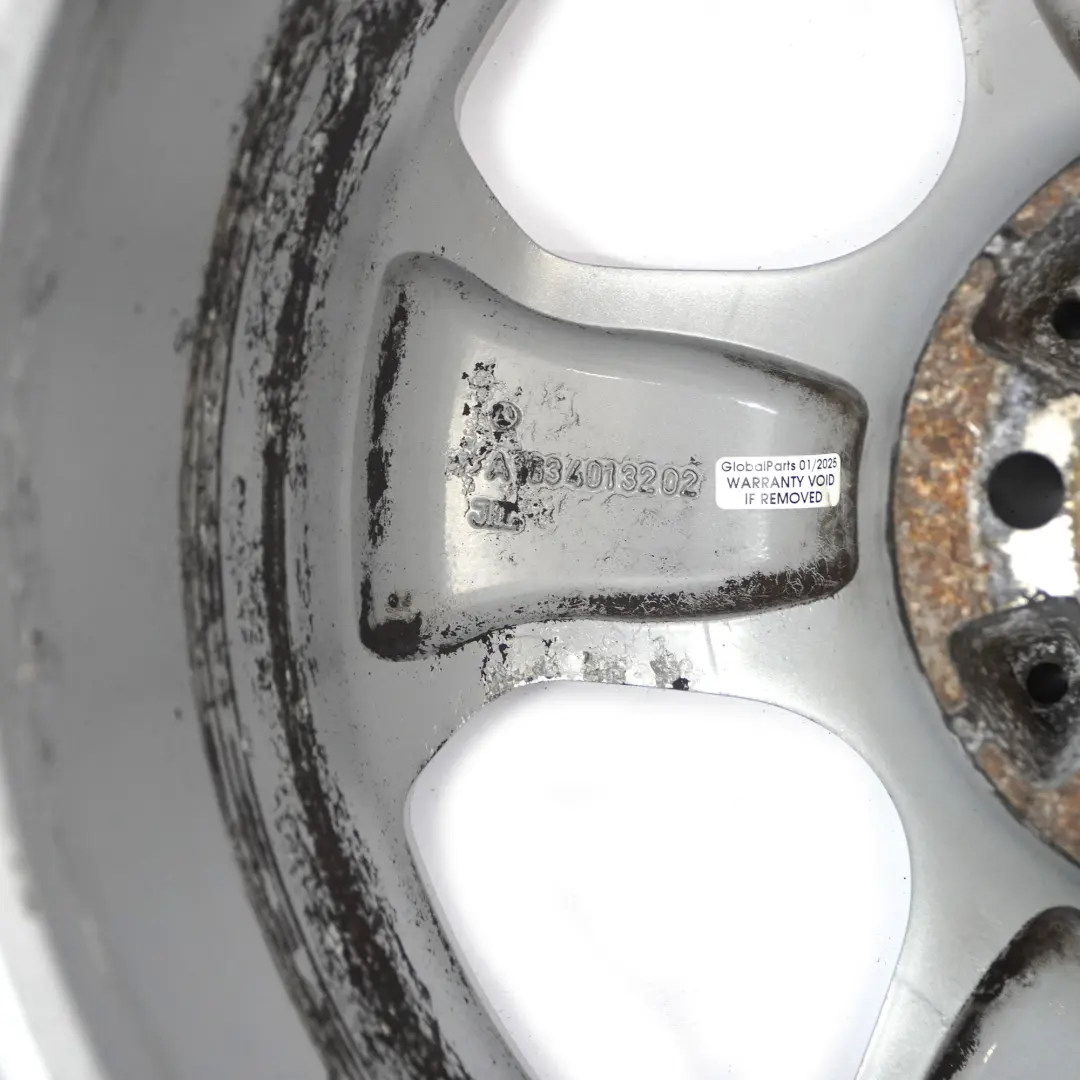Felga Aluminiowa 17" 8J ET:52 do Mercedes ML W163 o numerze A1634013202 Mercedes ML W163 Felga Aluminiowa 17" 8J ET:52 - SKU A1634013202-1 - Numer Części A1634013202