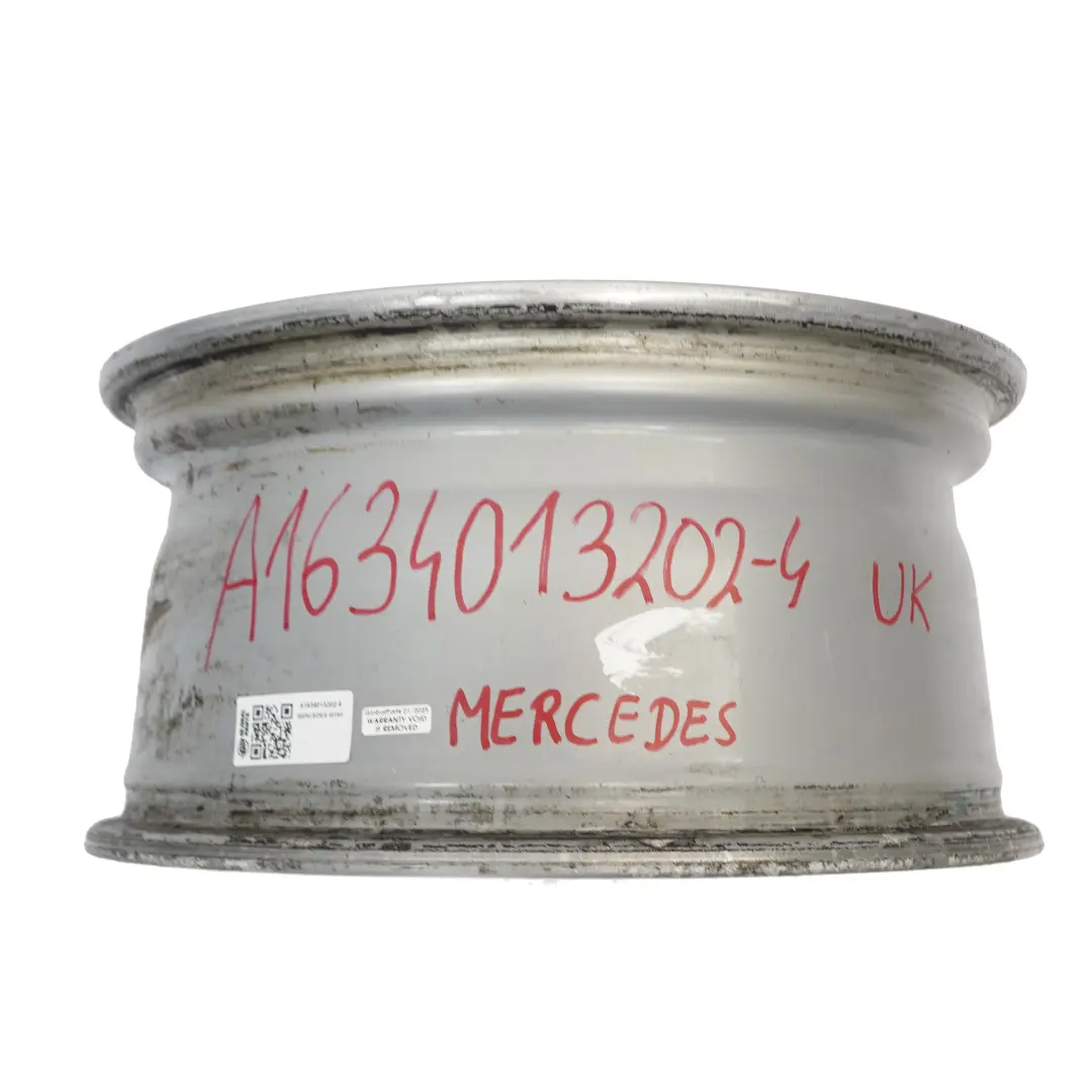 Alloy Wheel Rim 17" ET:52 8J Star Spoke to Mercedes ML W163 Silver with Part number A1634013202 Mercedes ML W163 Silver Alloy Wheel Rim 17" ET:52 8J Star Spoke - SKU A1634013202-4 - Part number A1634013202