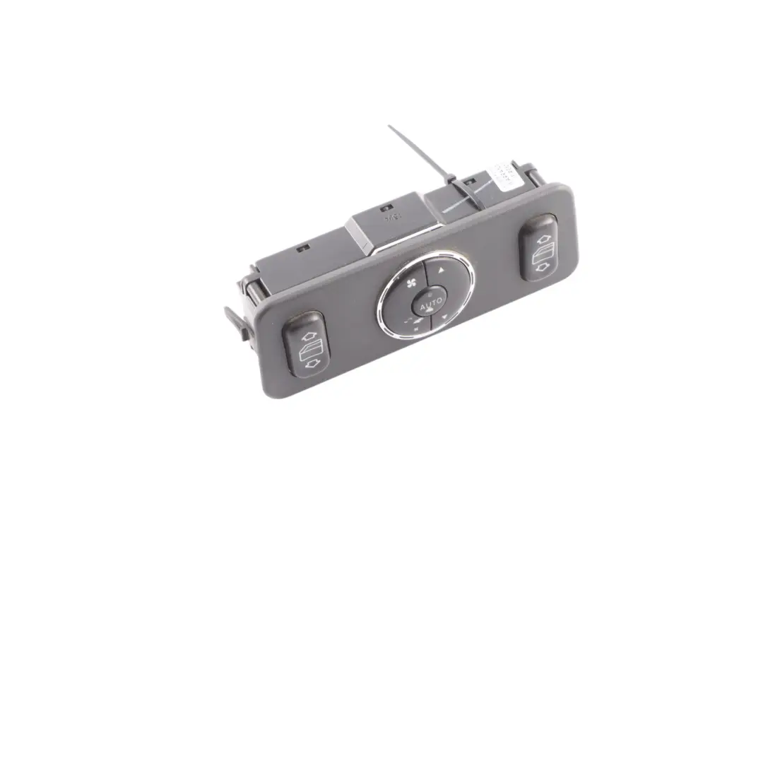 Mercedes ML W163 Console centrale Pannello interruttore aria condizionata nero - SKU A1638204910-1 - Numero di parte A1688206810