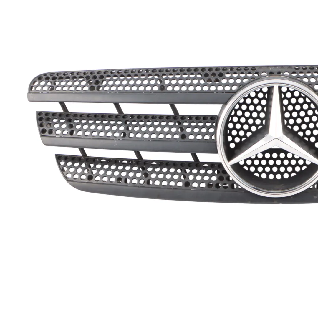 Parrilla Capó Rejilla Cubreradiador Emblema Cromo para Mercedes ML W163 con número de pieza A1638800185 Mercedes ML W163 Parrilla Capó Rejilla Cubreradiador Emblema Cromo - SKU A1638800185-1 - Número de pieza A1638800185