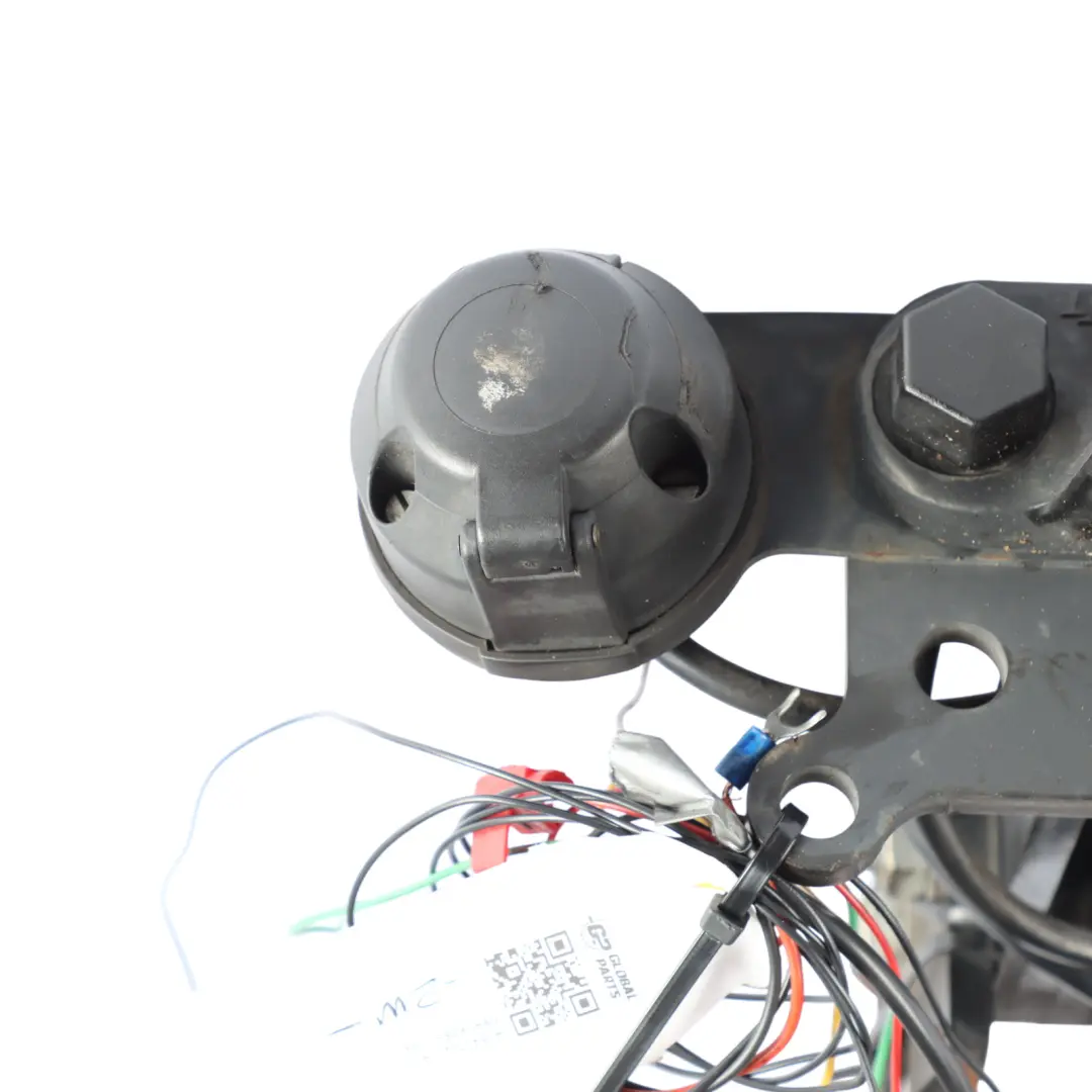 Mercedes ML W164 Towing Hitch Towbar Tow Bar Mechanism - SKU A1643102104-1 - Part number A1643102104