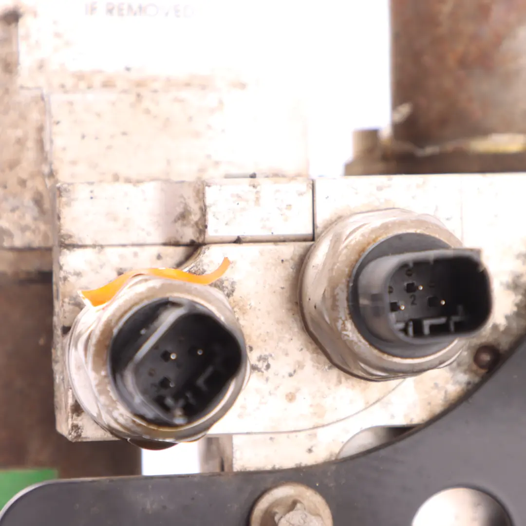 Suspension Valve Mercedes W166 C292 Hydraulic Unit Block Front to with Part number A1663201158 Suspension Valve Mercedes W166 C292 Hydraulic Unit Block Front - SKU A1663201158 - Part number A1663201158