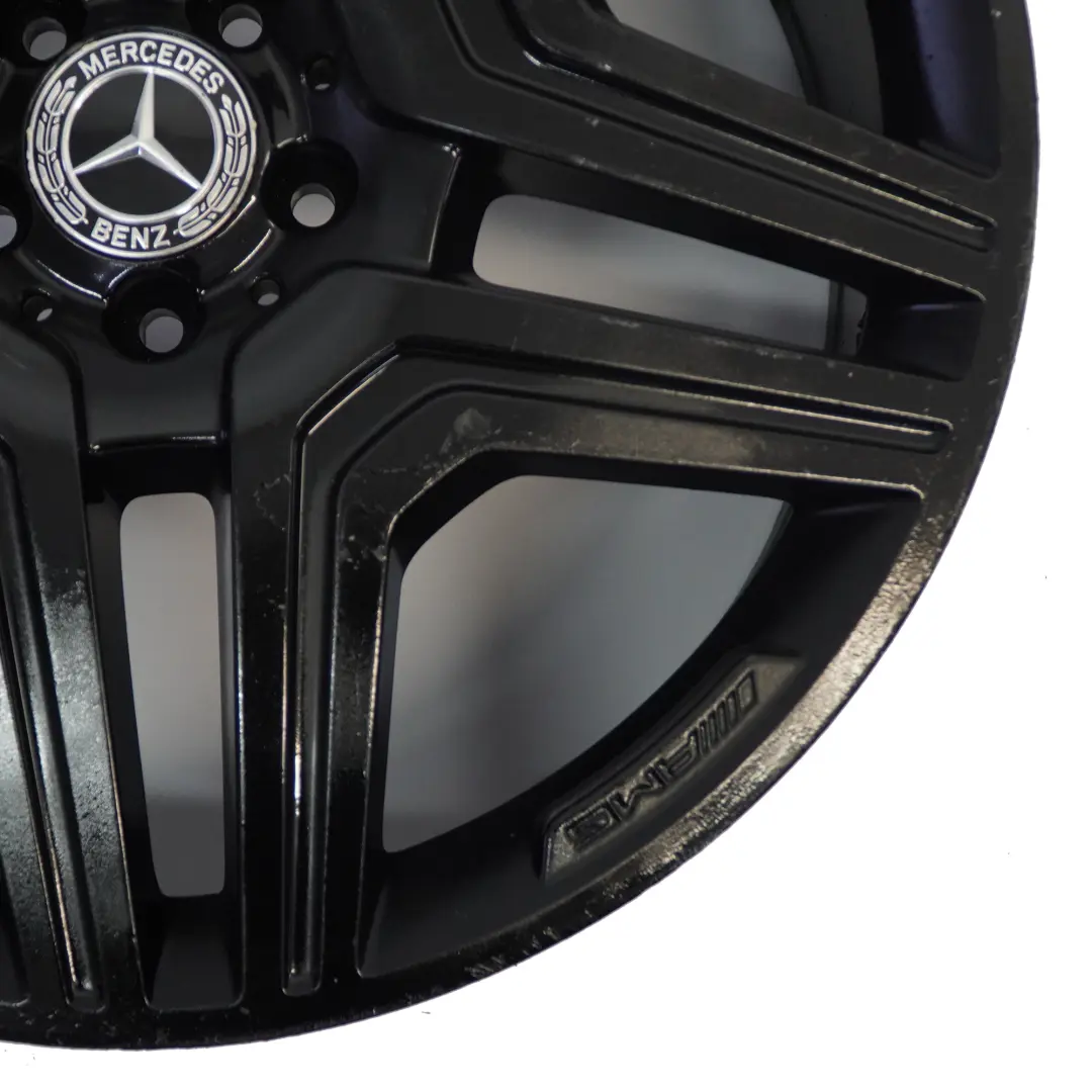 Llanta Aleación Negra 21" Doble Radio 10J ET56 para Mercedes ML W166 AMG con número de pieza A1664012302 Mercedes ML W166 AMG Llanta Aleación Negra 21" Doble Radio 10J ET56 - SKU A1664012302-1 - Número de pieza A1664012302