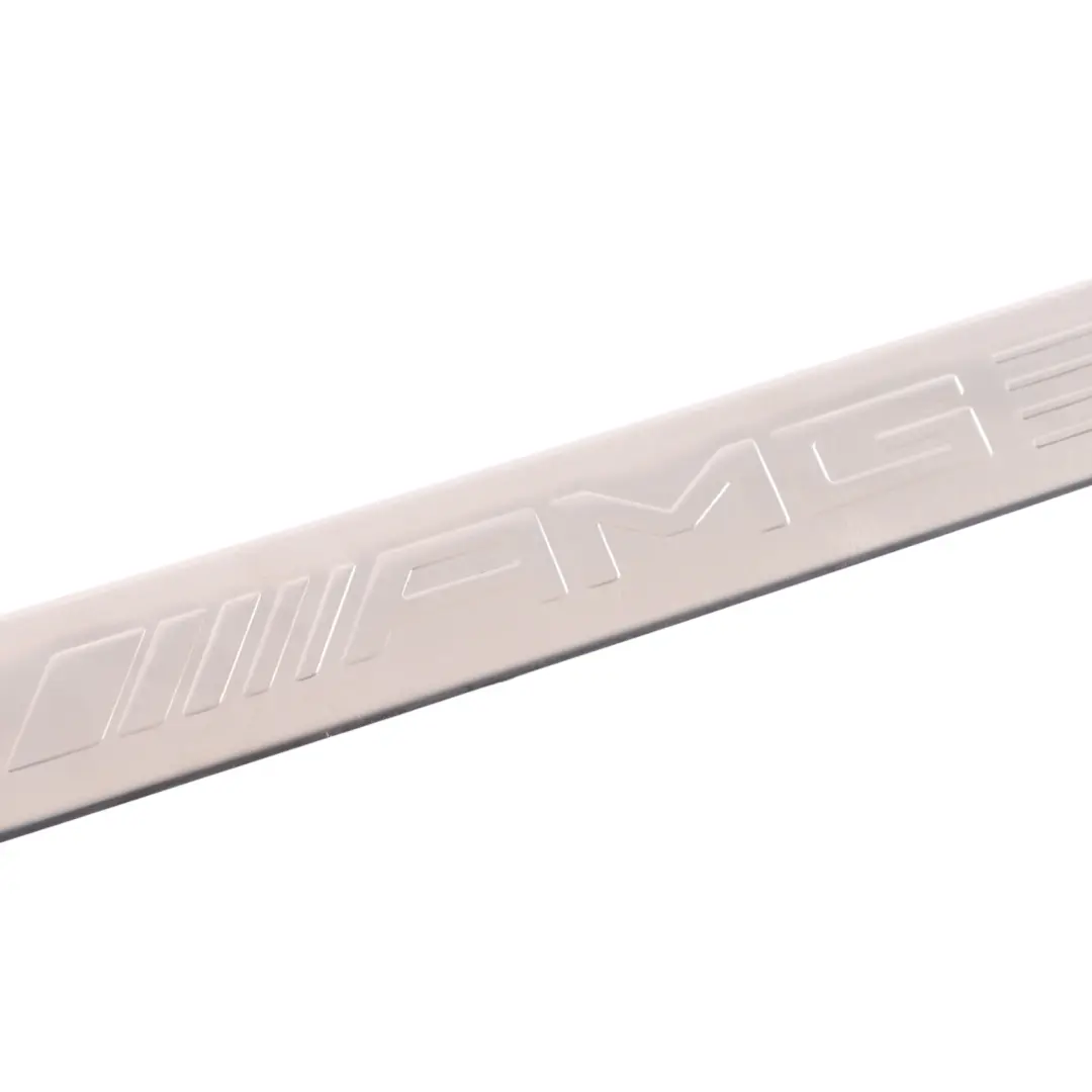 Battitacco AMG Esterno Anteriore Sinistro Destro per Mercedes W166 con numero di parte A1666861336 Mercedes W166 Battitacco AMG Esterno Anteriore Sinistro Destro - SKU A1666861336 - Numero di parte A1666861336