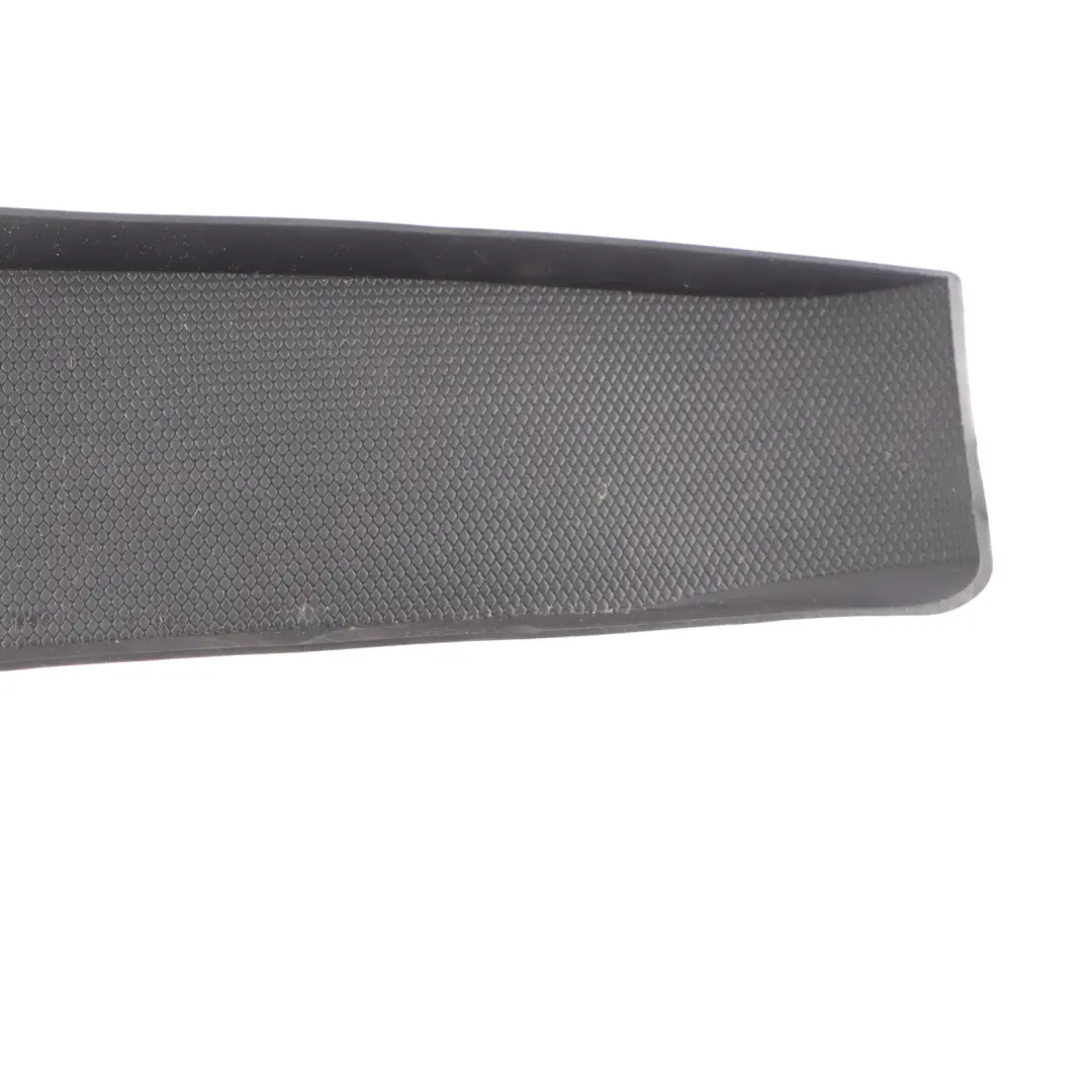 Puerta Delantera Bolsillo Forro Almacenamiento para Mercedes W166 con número de pieza A1667270194 Mercedes W166 Puerta Delantera Bolsillo Forro Almacenamiento - SKU A1667270194 - Número de pieza A1667270194