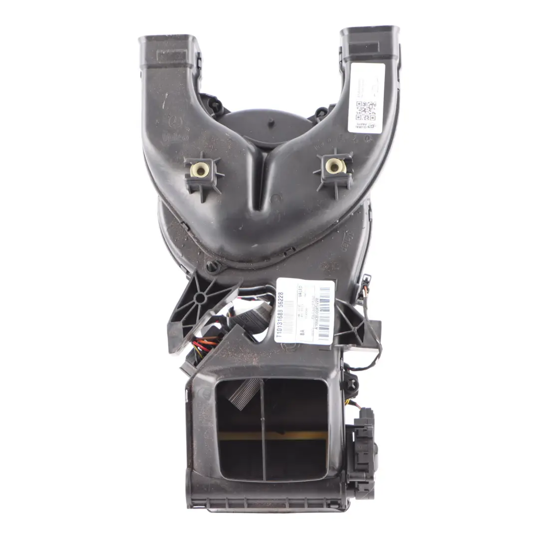 Mercedes W166 Chauffage Ventilateur Moteur Radial Console Centrale - SKU A1668300008 - Numéro de pièce A1668300008