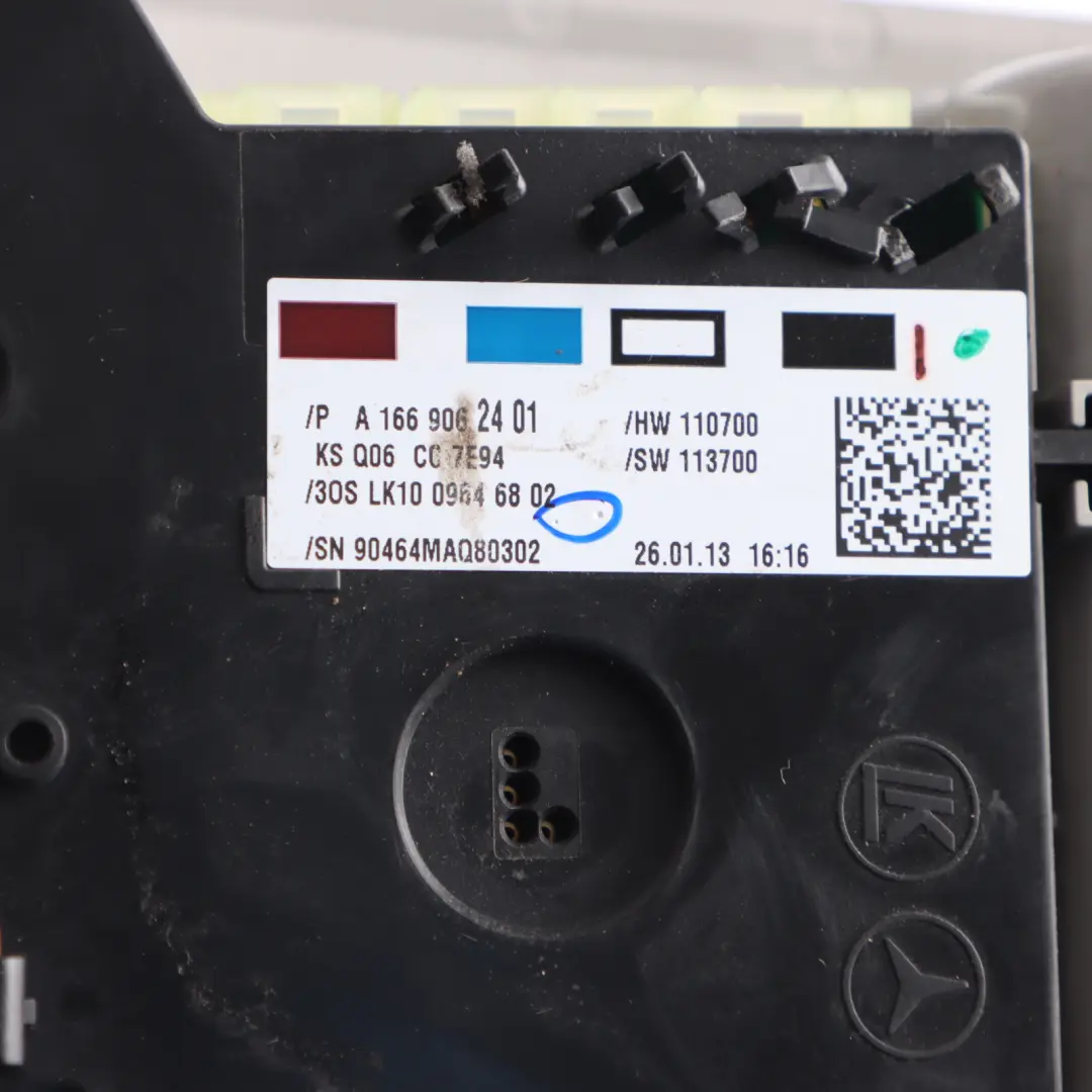 Front Interior Roof Reading Light Lamp Unit Beige to Mercedes ML W166 with Part number A1669062401 Mercedes ML W166 Front Interior Roof Reading Light Lamp Unit Beige - SKU A1669062401 - Part number A1669062401