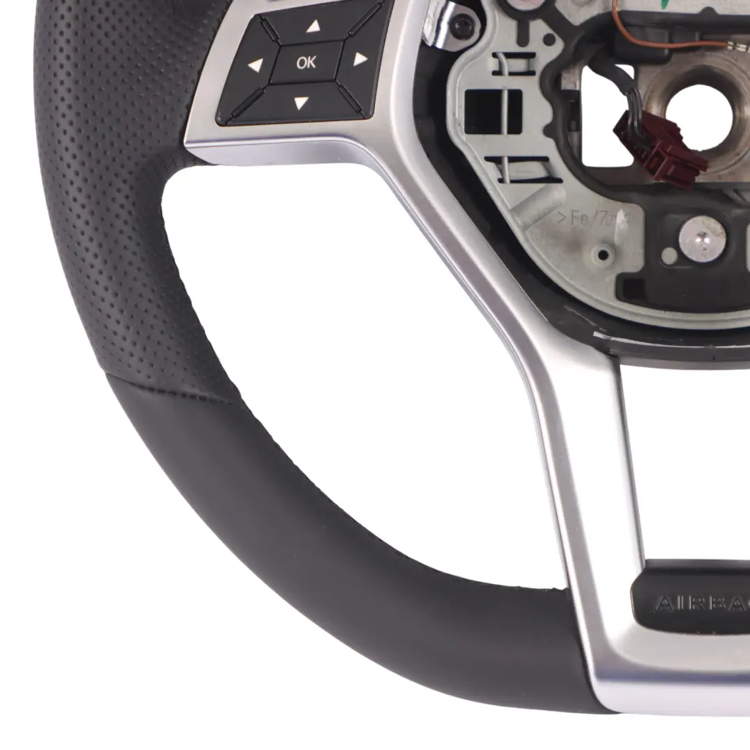  Volant Mercedes W204 W212 W218 NEUF Cuir Noir Sport Palettes Changement Vitesse - SKU A1724602703-3 - Numéro de pièce A1724602703