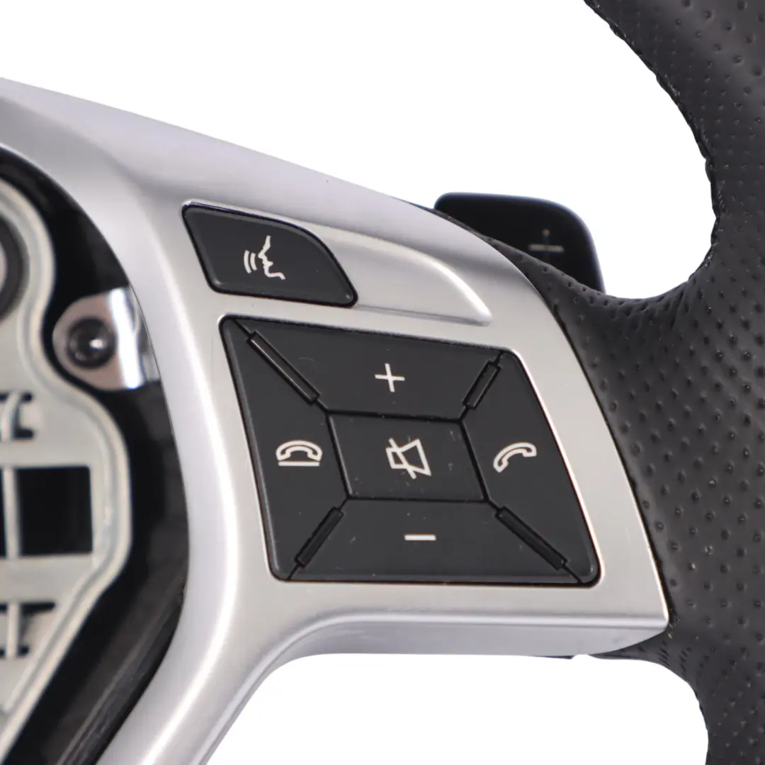 Volante Mercedes C207 W212 NUEVO Cuero Sport Palanca de Cambio Hilos Negro - SKU A1724607303-2 - Número de pieza A1724607303