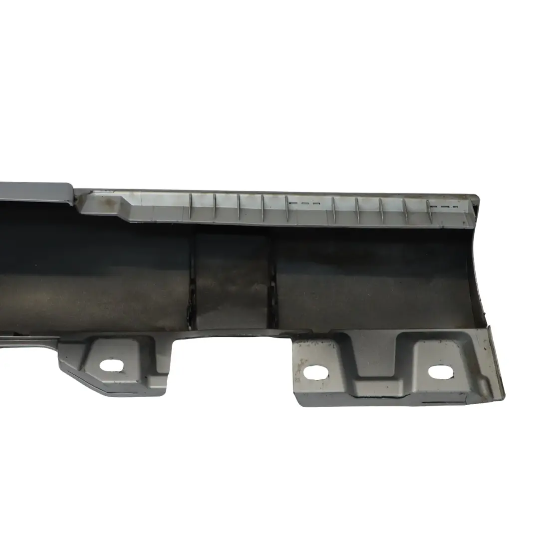 Cache seuil de porte AMG Skirt gauche Iridium Silver - 775 pour Mercedes R172 à propos du numéro de pièce A1726980054 Mercedes R172 Cache seuil de porte AMG Skirt gauche Iridium Silver - 775 - SKU A1726980054-IRS - Numéro de pièce A1726980054