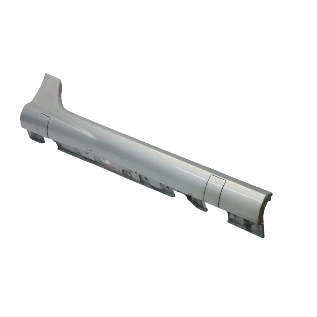 Mercedes R172 Cache seuil de porte AMG Droite Iridium Silber - 775 - SKU A1726980354-IRS - Numéro de pièce A1726980354