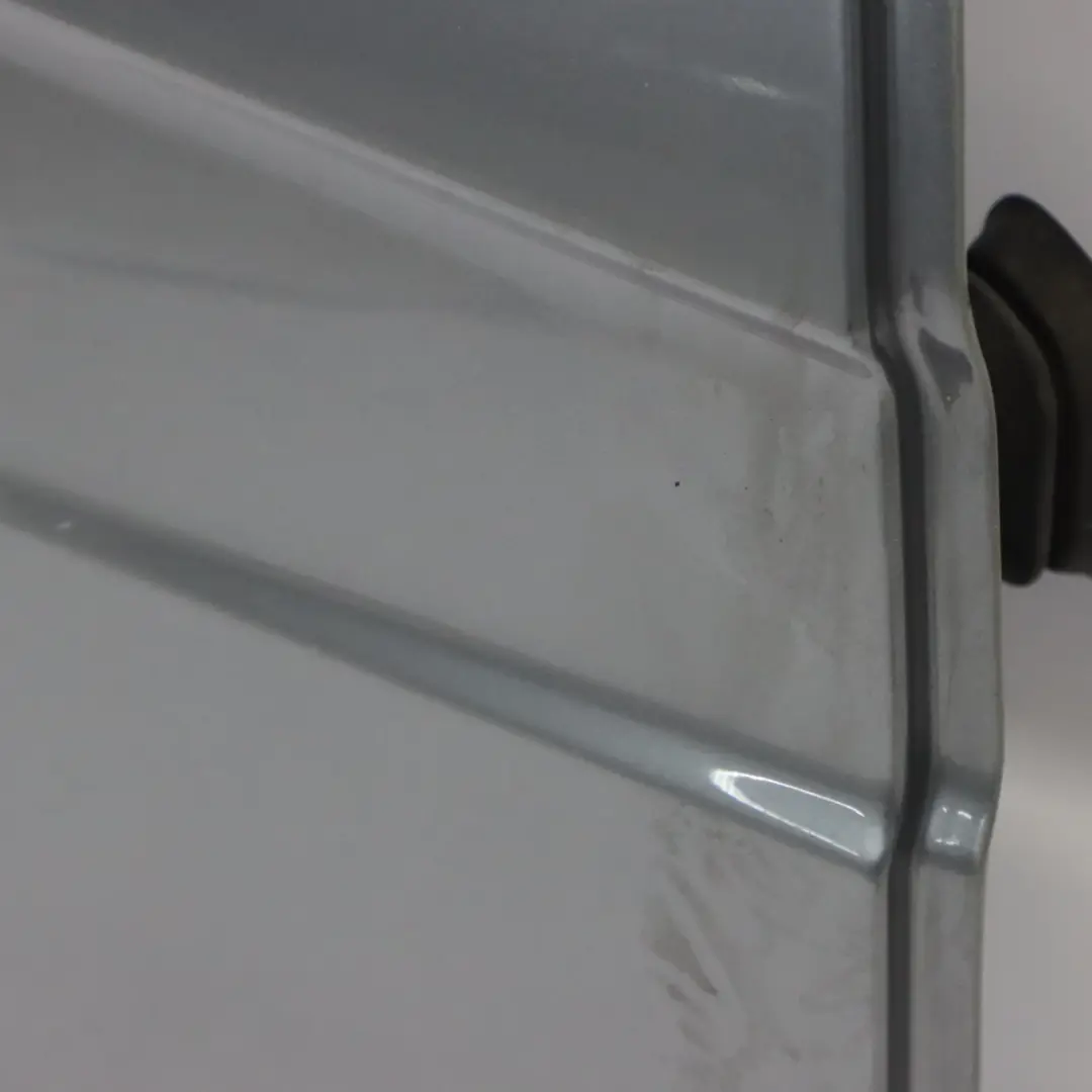 Puerta Delantera Derecha Palladium Silver Metallic - 792 para Mercedes SLK R172 con número de pieza A1727200405 Mercedes SLK R172 Puerta Delantera Derecha Palladium Silver Metallic - 792 - SKU A1727200405-PAL1 - Número de pieza A1727200405