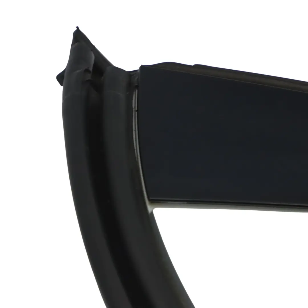 Rückwand C Säule Trim Abdeckung rechts Iridium Silber - 775 für Mercedes SLK R172 mit Teilenummer A1727900219 Mercedes SLK R172 Rückwand C Säule Trim Abdeckung rechts Iridium Silber - 775 - SKU A1727900219-IRS1 - Teilenummer A1727900219