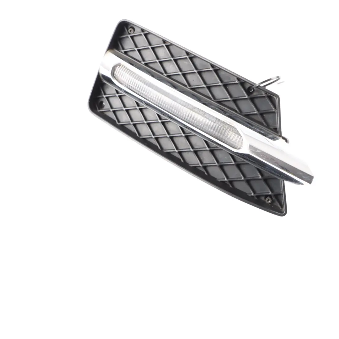 Front Left N/S Fog Grille Indicator to Mercedes R172 with Part number A1728851623 Mercedes R172 Front Left N/S Fog Grille Indicator - SKU A1728851623-1 - Part number A1728851623