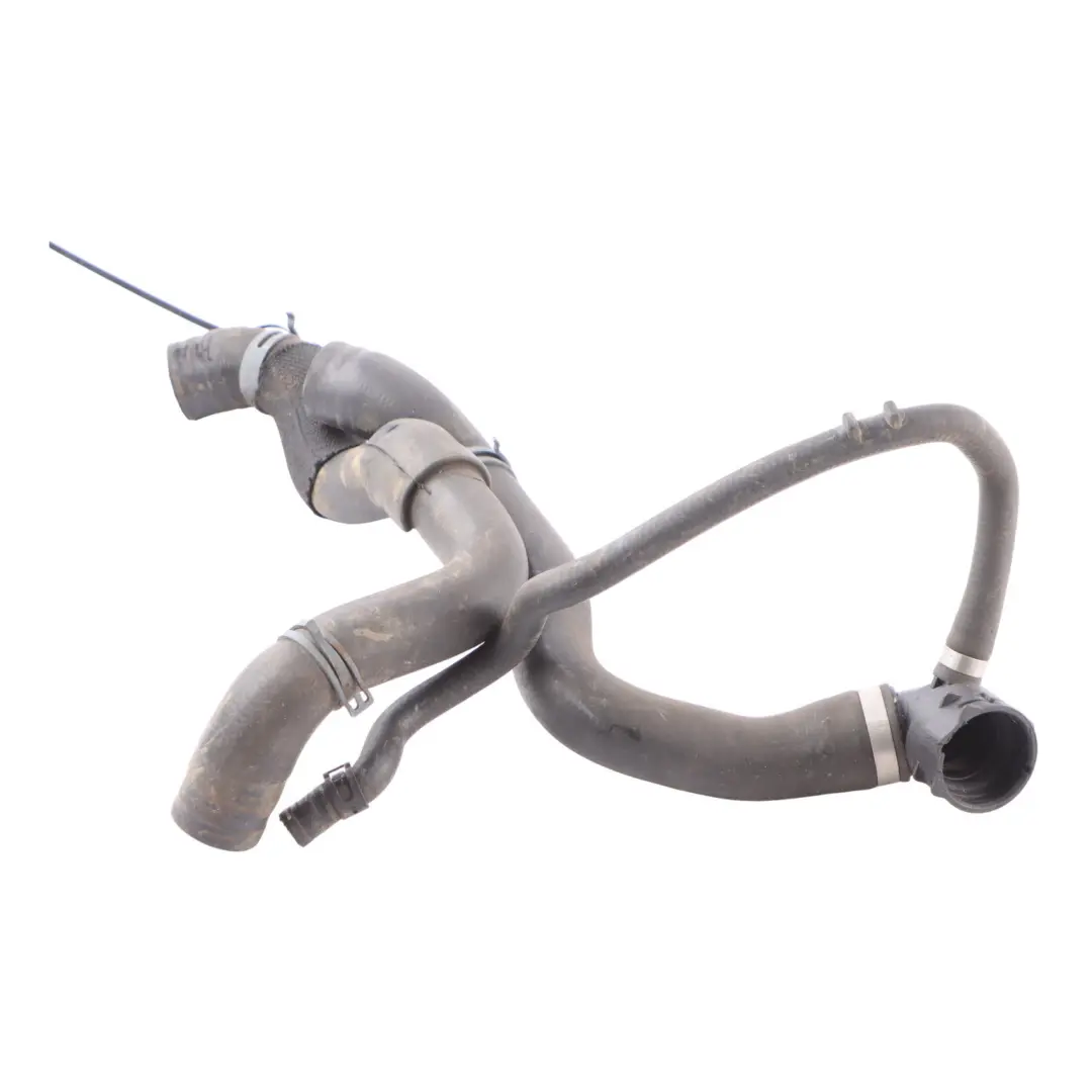 Wasserschlauch Kühlmittel für Volkswagen Golf Mk7 Audi A3 8V mit Teilenummer 5Q0121049CL Volkswagen Golf Mk7 Audi A3 8V Wasserschlauch Kühlmittel - SKU 5Q0121049CL - Teilenummer 5Q0121049CL