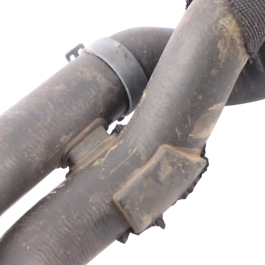 Wasserschlauch Kühlmittel für Volkswagen Golf Mk7 Audi A3 8V mit Teilenummer 5Q0121049CL Volkswagen Golf Mk7 Audi A3 8V Wasserschlauch Kühlmittel - SKU 5Q0121049CL - Teilenummer 5Q0121049CL