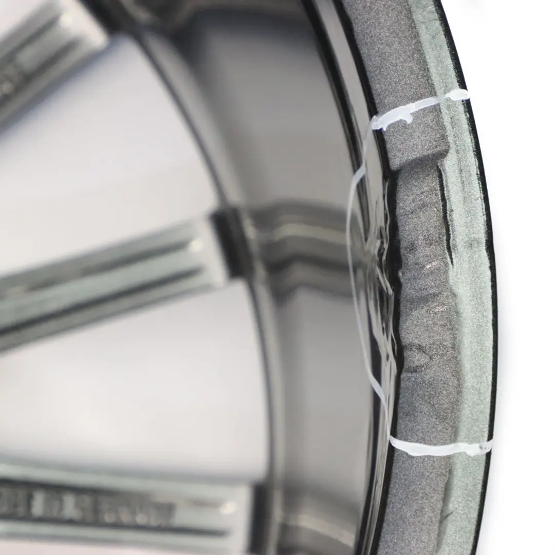 Cerchio ruota posteriore Mercedes W204 C63 AMG lega 19" 9J ET:54 per con numero di parte A2044014902 Cerchio ruota posteriore Mercedes W204 C63 AMG lega 19" 9J ET:54 - SKU A2044014902 - Numero di parte A2044014902