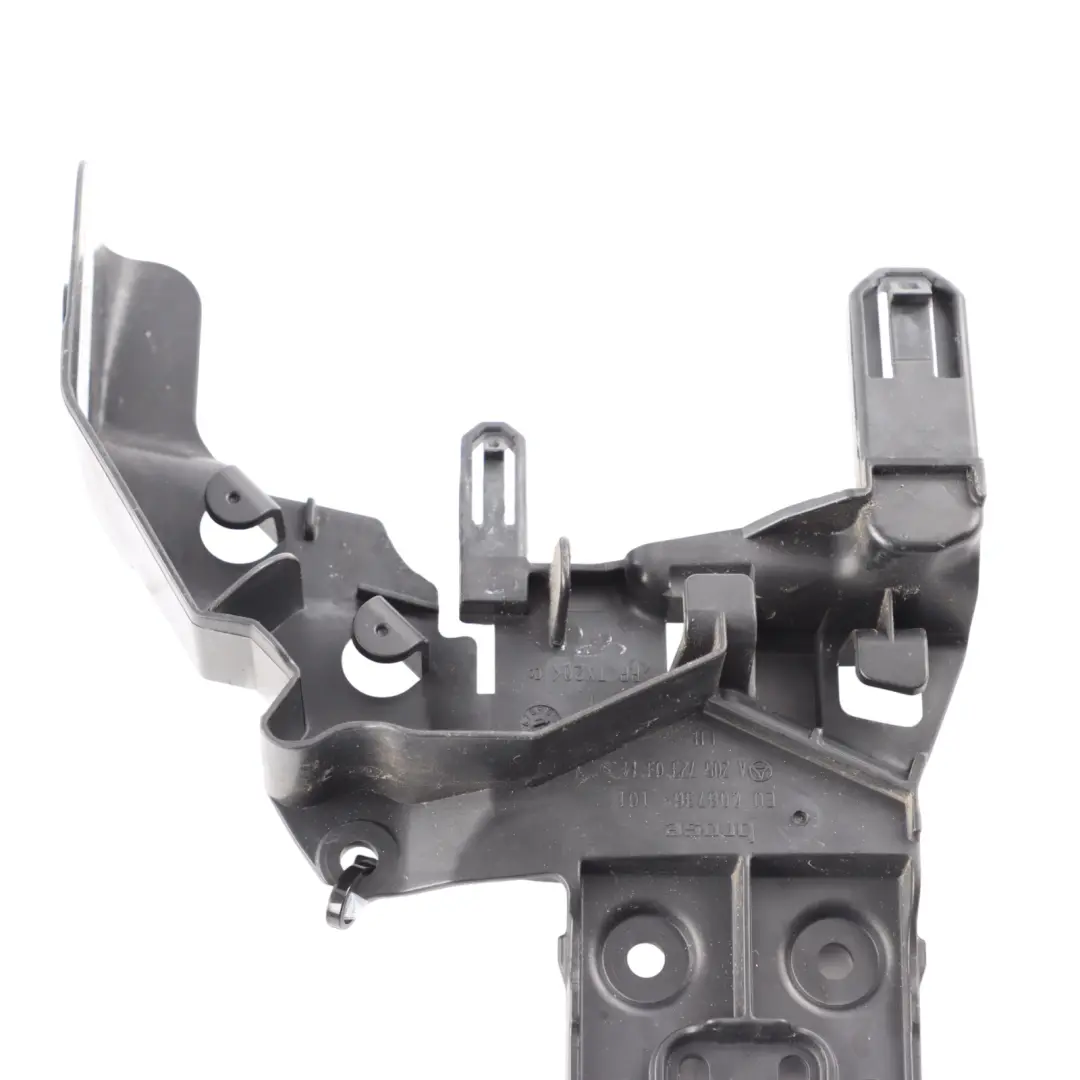 Mercedes W205 Staffa Montaggio Serratura Porta Posteriore Sinistra - SKU A2057230314 - Numero di parte A2057230314