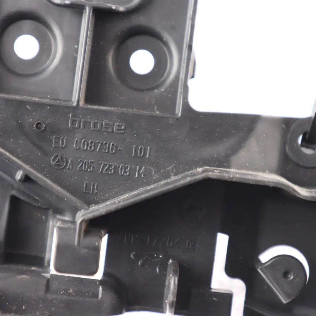 Mercedes W205 Soporte Cerradura Puerta Delantera Trasera Izquierda - SKU A2057230314 - Número de pieza A2057230314