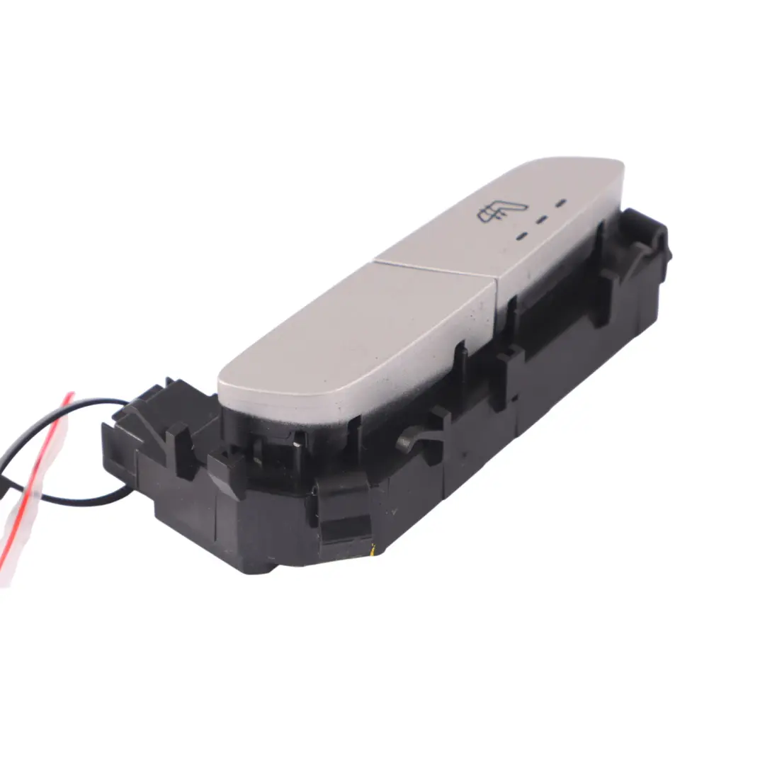 Interrupteur chauffage siège Mercedes W205 X253 Bouton avant gauche pour à propos du numéro de pièce A2059052818 Interrupteur chauffage siège Mercedes W205 X253 Bouton avant gauche - SKU A2059052818 - Numéro de pièce A2059052818