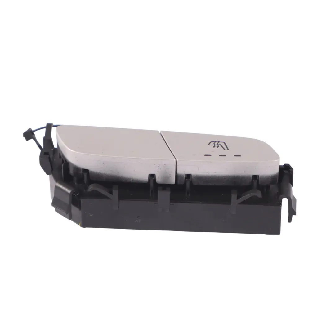 Interruttore riscaldamento sedili Mercedes W205 X253 calore sinistro per con numero di parte A2059052818 Interruttore riscaldamento sedili Mercedes W205 X253 calore sinistro - SKU A2059052818 - Numero di parte A2059052818