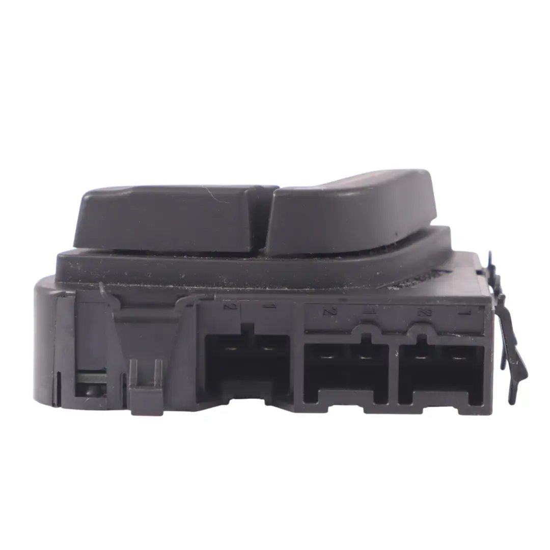 Mercedes W204 Interruptor ajuste asiento eléctrico delantero derecho - SKU A2059057703 - Número de pieza A2059057703