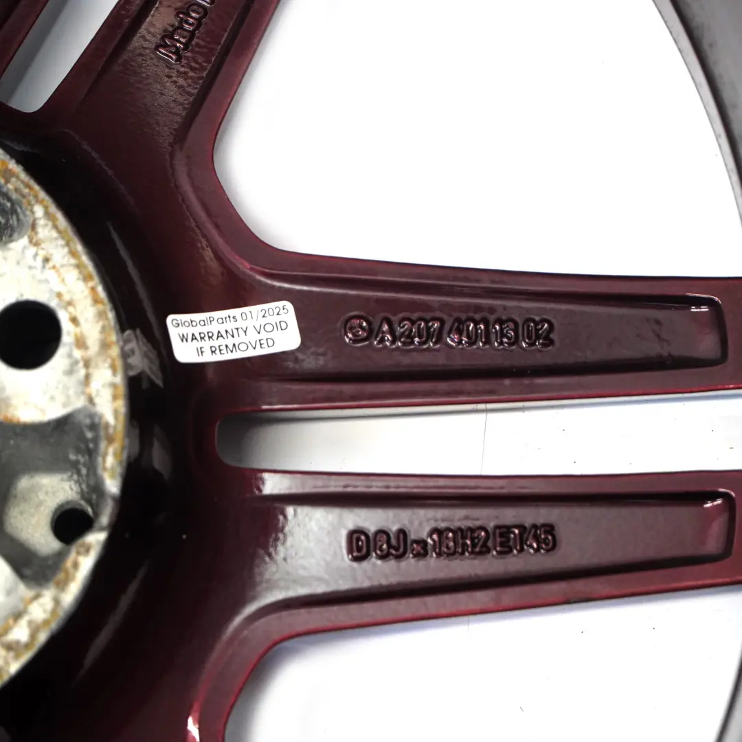 Cerchio in lega anteriore rosso 18" 8J ET:45 per Mercedes C207 A207 AMG con numero di parte A2074011302 Mercedes C207 A207 AMG Cerchio in lega anteriore rosso 18" 8J ET:45 - SKU A2074011302-7 - Numero di parte A2074011302