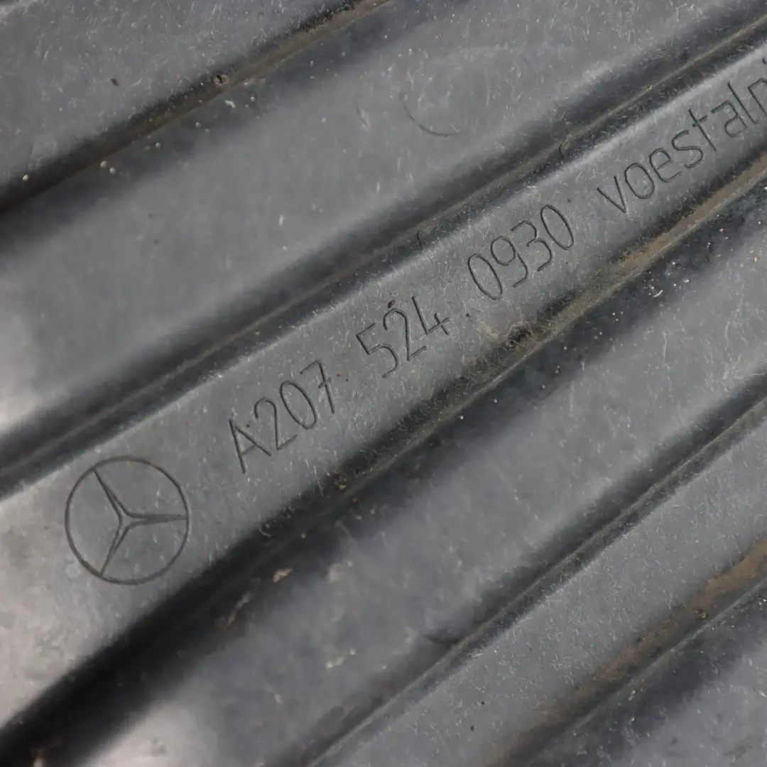 Mercedes W207 Osłona Pod Zderzak Przód Przednia - SKU A2075240930 - Numer Części A2075240930
