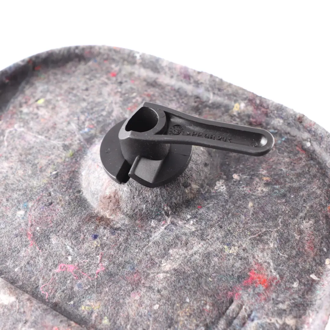 Trunk Pad Carpet Rear Boot Shelf Left N/S Trim Panel A2076904700 to Mercedes C207 with Part number A2076904800 Mercedes C207 Trunk Pad Carpet Rear Boot Shelf Left N/S Trim Panel A2076904700 - SKU A2076904800 - Part number A2076904800