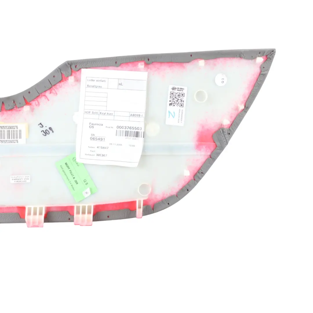 Cubierta Moldura Lateral Trasera Izquierda Panel Cuero para Mercedes A209 con número de pieza A2096905926 Mercedes A209 Cubierta Moldura Lateral Trasera Izquierda Panel Cuero - SKU A2096905926-1 - Número de pieza A2096905926