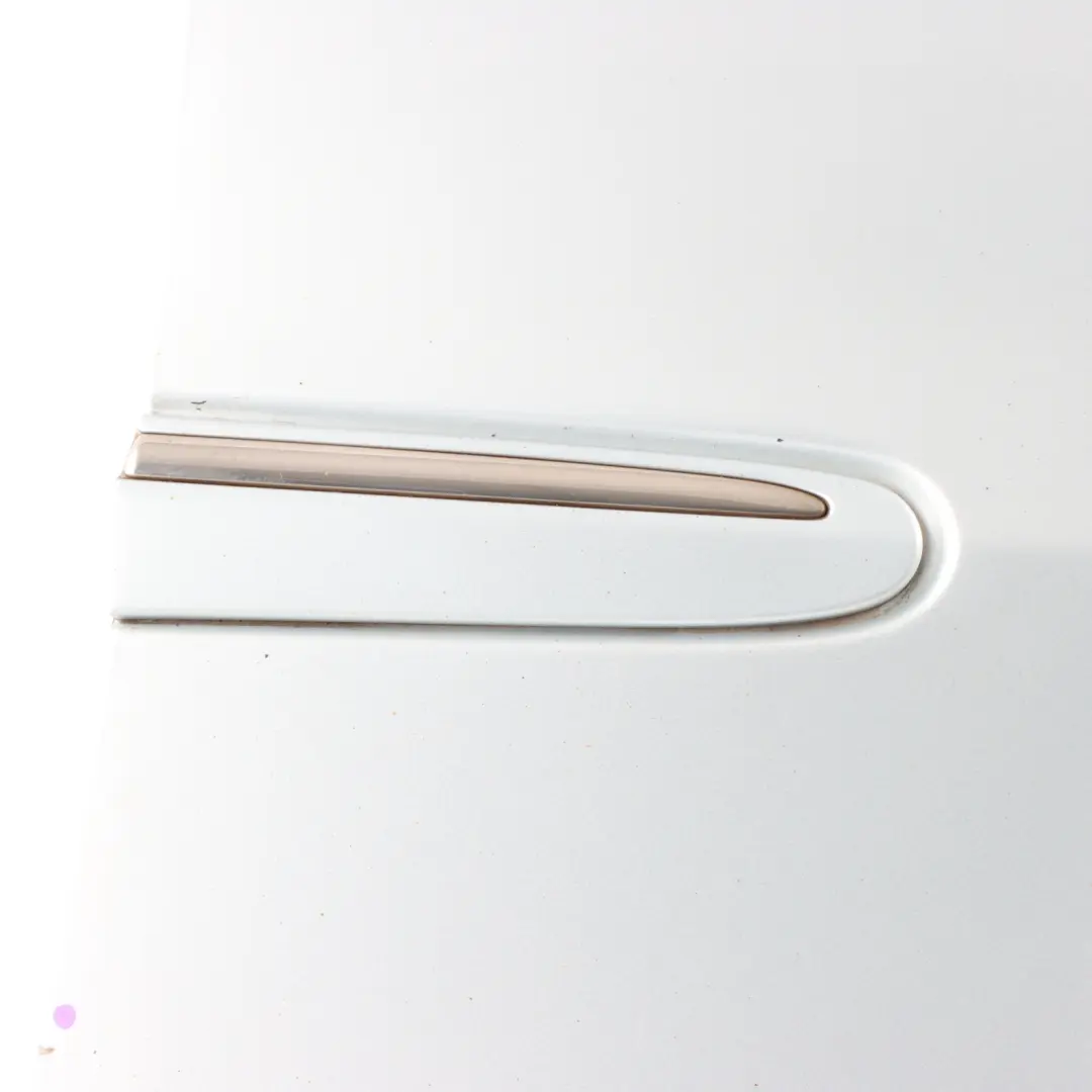 Side Panel Front Right O/S Wing Fender Tellurium Silver - 762 to Mercedes CLK C209 with Part number A2098800418 Mercedes CLK C209 Side Panel Front Right O/S Wing Fender Tellurium Silver - 762 - SKU A2098800418-TES - Part number A2098800418