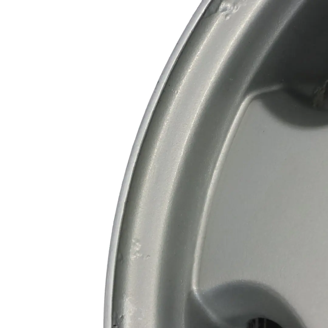 Srebrna Felga Aluminiowa 16" 7,5J ET:41 do Mercedes W210 o numerze A2104010402 Mercedes W210 Srebrna Felga Aluminiowa 16" 7,5J ET:41 - SKU A2104010402-1 - Numer Części A2104010402