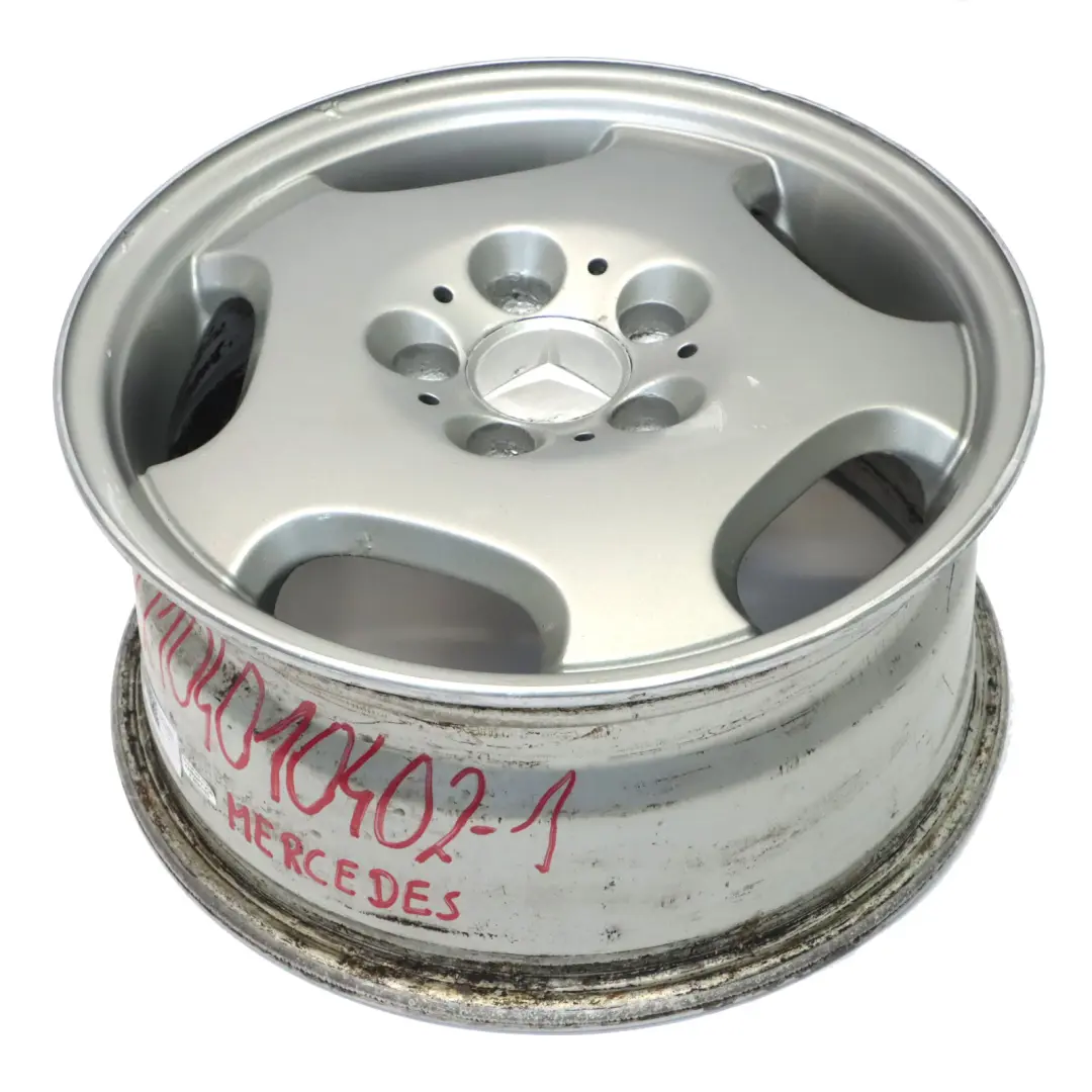 Srebrna Felga Aluminiowa 16" 7,5J ET:41 do Mercedes W210 o numerze A2104010402 Mercedes W210 Srebrna Felga Aluminiowa 16" 7,5J ET:41 - SKU A2104010402-1 - Numer Części A2104010402