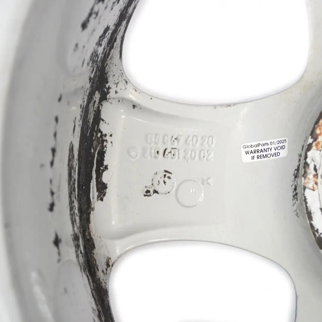 Mercedes W210 Argento Cerchio in lega 17" 7,5J ET:37 Stella Raggi A2104010402 - SKU A2104012002-1 - Numero di parte A2104012002