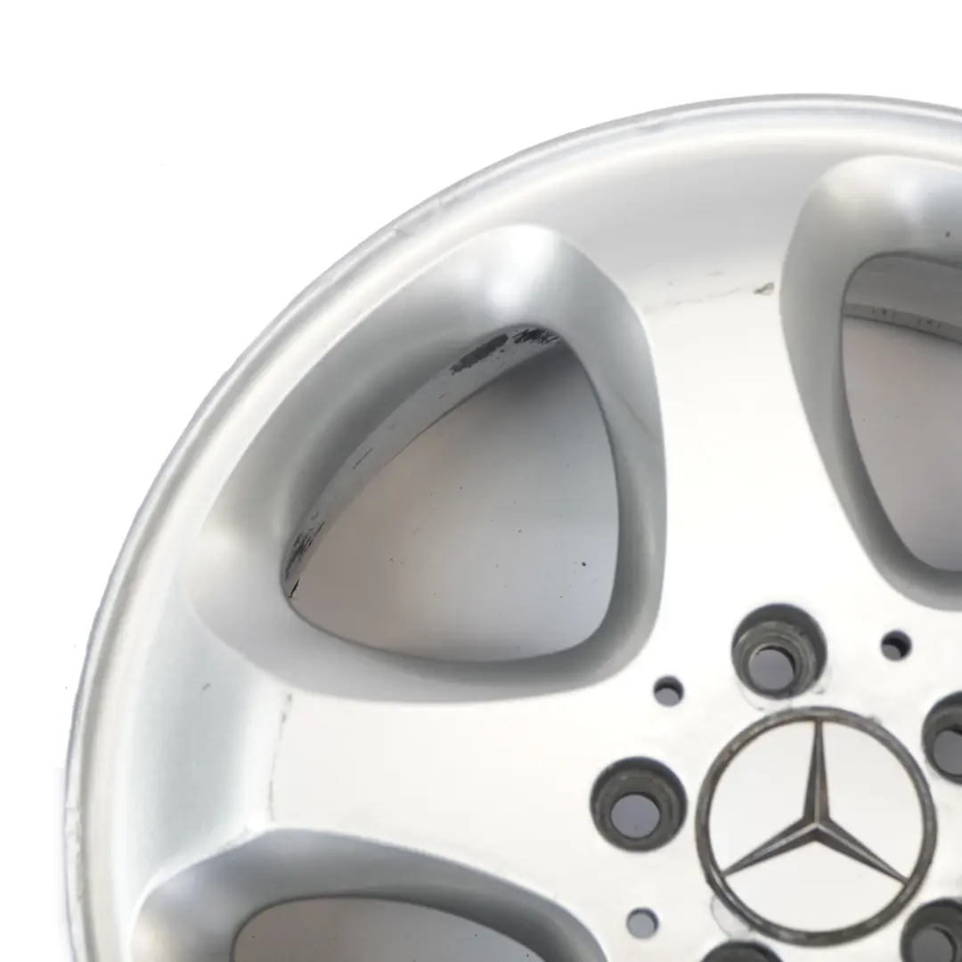 Mercedes W210 Silberne Leichtmetallfelge 17" 7,5J ET:37 Sternspeiche A2104010402 - SKU A2104012002-1 - Teilenummer A2104012002