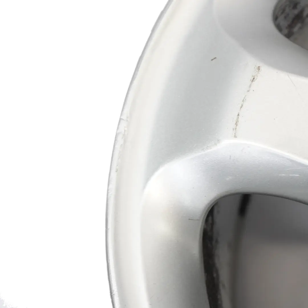 Silberne Leichtmetallfelge 17" 7,5J ET:37 Sternspeiche A2104010402 für Mercedes W210 mit Teilenummer A2104012002 Mercedes W210 Silberne Leichtmetallfelge 17" 7,5J ET:37 Sternspeiche A2104010402 - SKU A2104012002-1 - Teilenummer A2104012002
